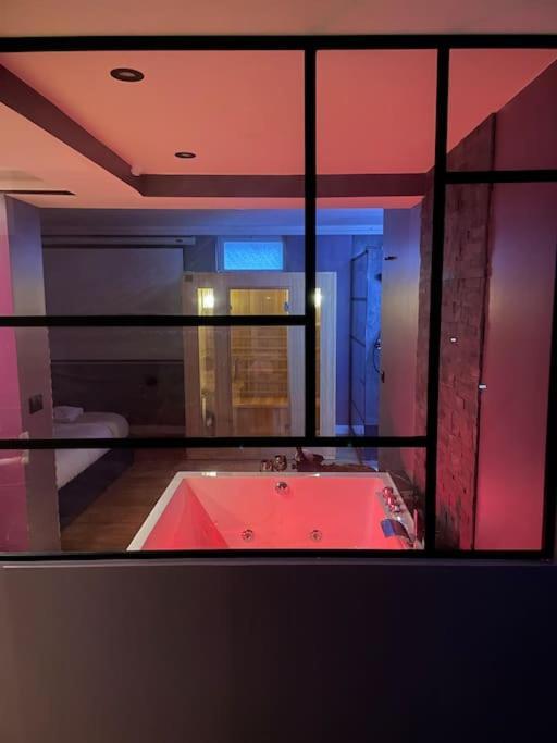 Le Cocon Des Granges - Suite Sauna Jaccuzi Spa Bonnieres-sur-Seine Luaran gambar