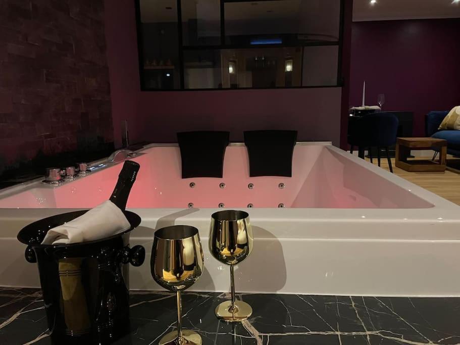 Le Cocon Des Granges - Suite Sauna Jaccuzi Spa Bonnieres-sur-Seine Luaran gambar